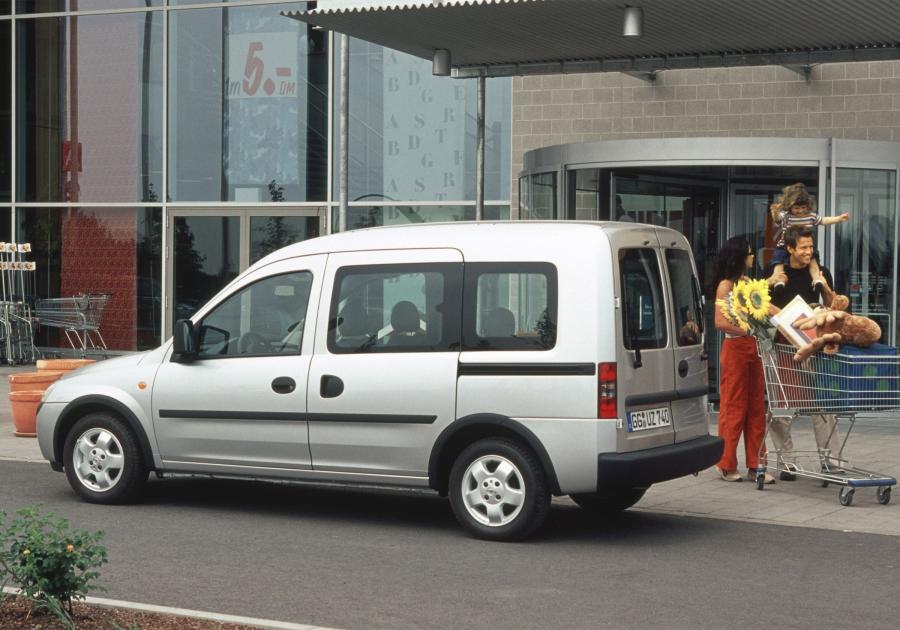  Opel Combo 2001 года  (фото 67 из 70)